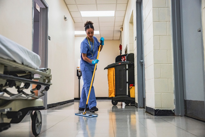 Pulse Mop in hospital hallway